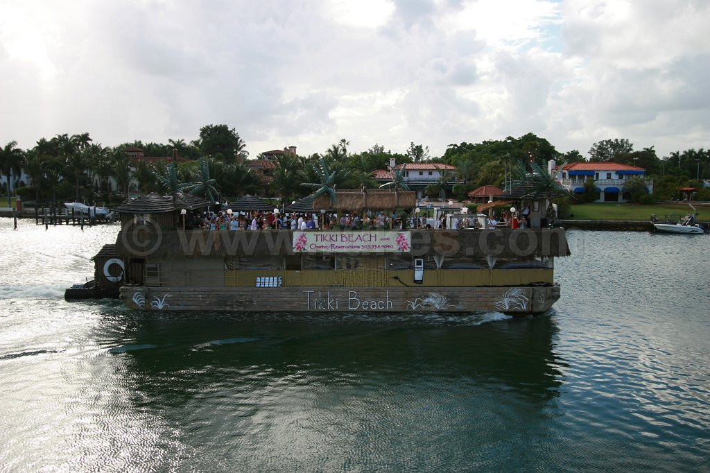 yacht 018